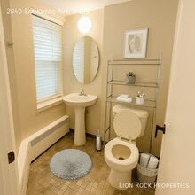 2040 W Saunders Ave in St. Paul, MN - Building Photo - Building Photo