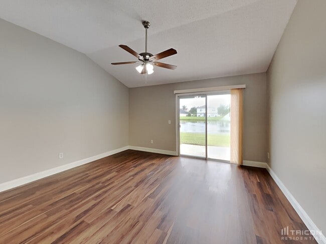 1559 Guardian Dr in Jacksonville, FL - Building Photo - Building Photo