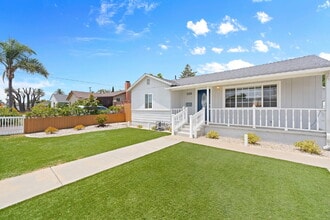 6233 Bristol Rd in Ventura, CA - Building Photo - Building Photo