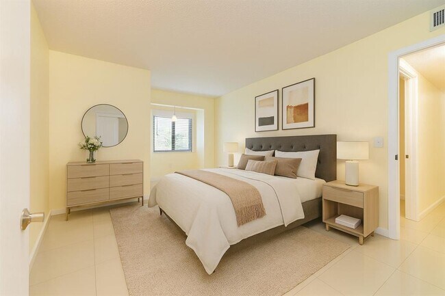 10001 W Atlantic Blvd, Unit 120 in Coral Springs, FL - Building Photo - Building Photo