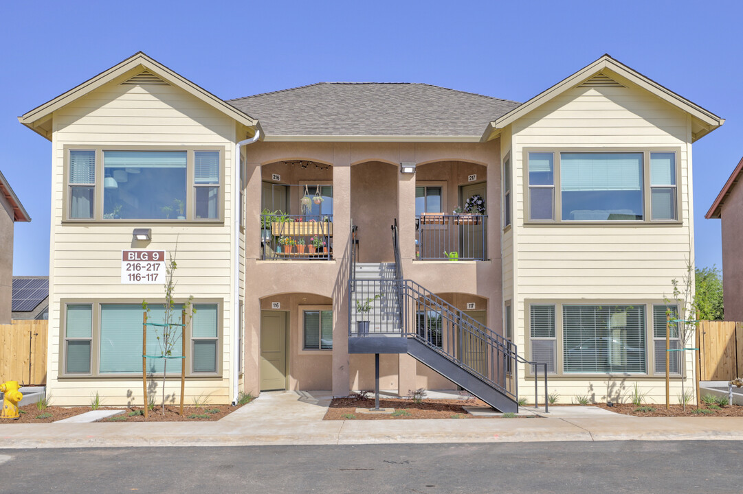 Enclave Apartments in Chico, CA - Building Photo