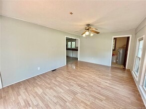4128 Faison Ave in Fayetteville, NC - Building Photo - Building Photo