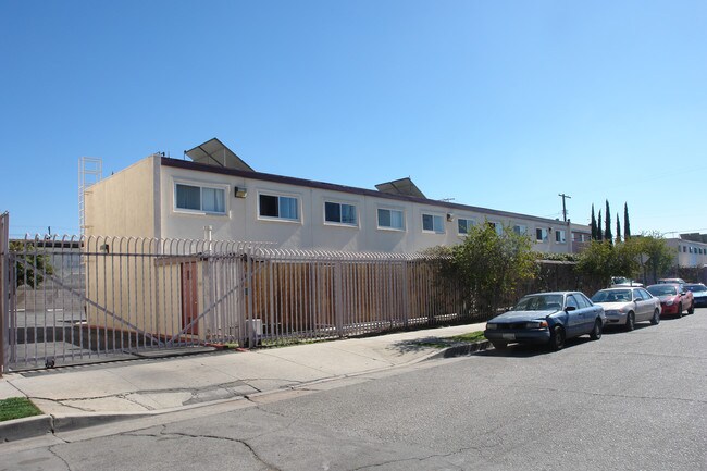 11723 Cohasset St in North Hollywood, CA - Building Photo - Building Photo