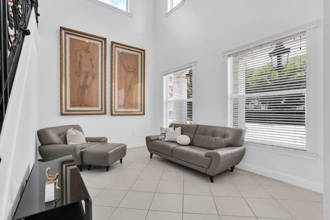15270 SW 115th Terrace