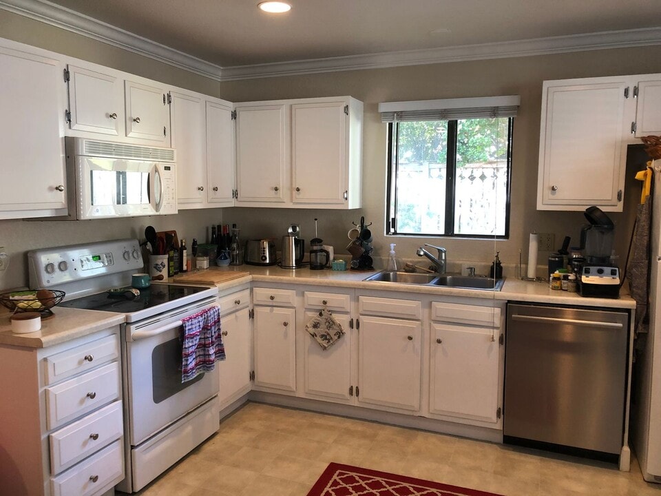 173 El Dorado St in Monterey, CA - Building Photo