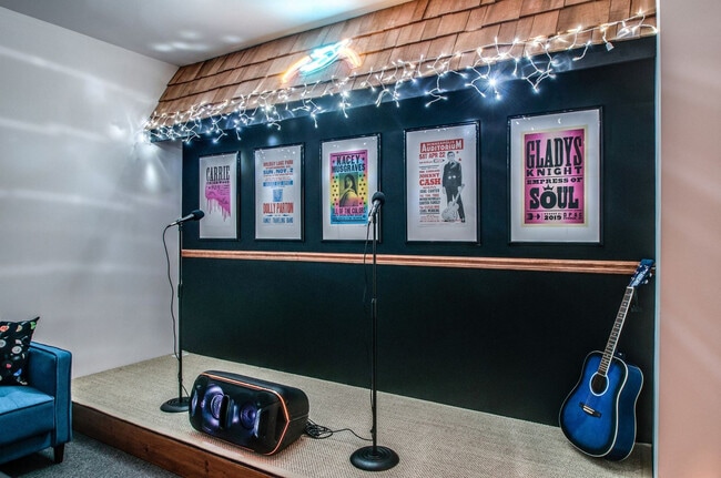 2807 Delaware Ave in Nashville, TN - Foto de edificio - Building Photo