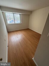 11384 Cherry Hill Rd in Beltsville, MD - Building Photo - Building Photo