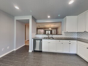 3808 Bandera Ranch Rd in Roanoke, TX - Foto de edificio - Building Photo