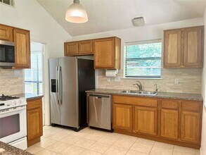 5 Birchcane Ct in Spring, TX - Building Photo - Building Photo
