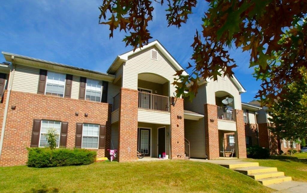 Sycamore Place Apartments in Ashland City, TN - Building Photo