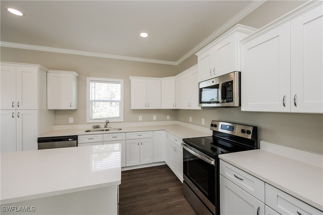1850 Welk St in Lehigh Acres, FL - Building Photo