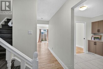 434 Moodie Dr in Ottawa, ON - Building Photo - Building Photo