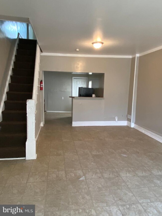 2502 N Bouvier St photo'