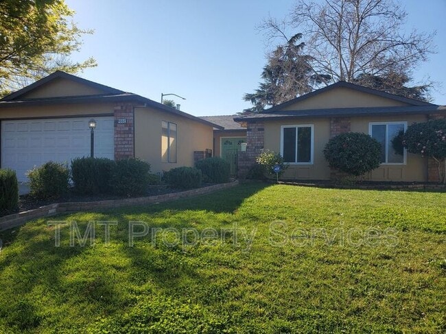 property at 9002 Salmon Falls Dr