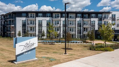 Atlas Eastside in Austin, TX - Foto de edificio - Building Photo