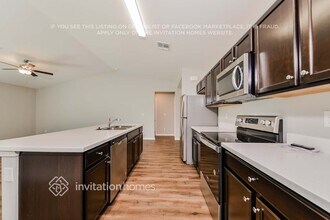 410 Kostner St in Port Charlotte, FL - Foto de edificio - Building Photo