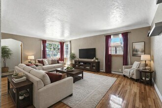 1632 Columbia Dr SE in Albuquerque, NM - Building Photo - Building Photo