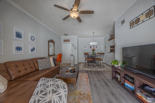 2412 Tuscany Way in Boynton Beach, FL - Building Photo - Building Photo