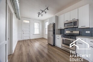 1841 N Kedzie Ave in Chicago, IL - Building Photo