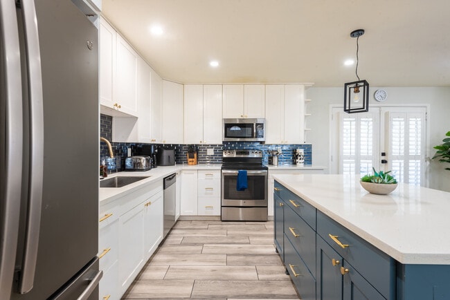 3502 E Crocus Dr in Phoenix, AZ - Foto de edificio - Building Photo