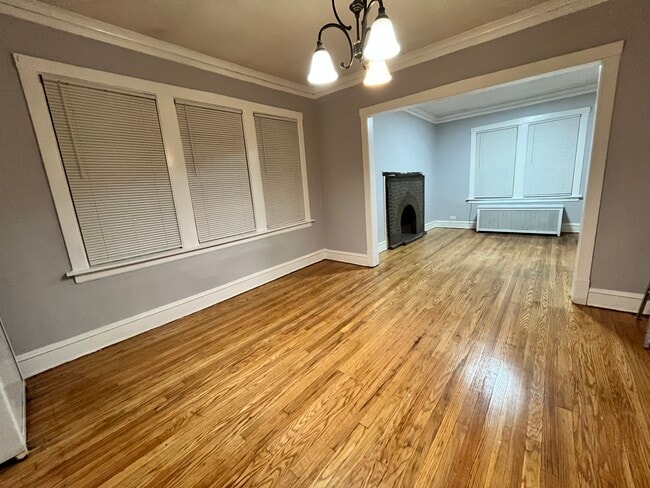 2007 Darrow Ave, Unit 2nd Floor