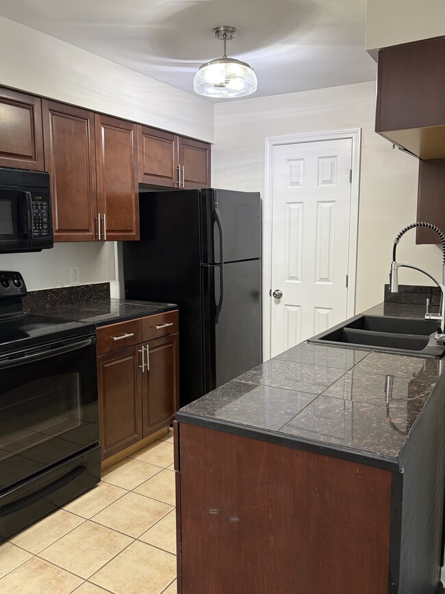 109 Prescott Place, Unit 109 Prescott Place in Nashville, TN - Foto de edificio - Building Photo