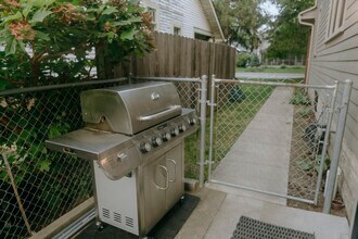 608 N Emerson Ave in Indianapolis, IN - Building Photo - Building Photo