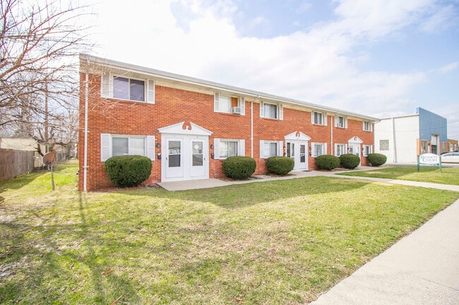 4715 Bennett Rd, Unit 17 in Toledo, OH - Building Photo - Building Photo