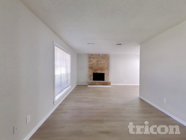 19902 Burle Oak Dr in Humble, TX - Building Photo - Building Photo