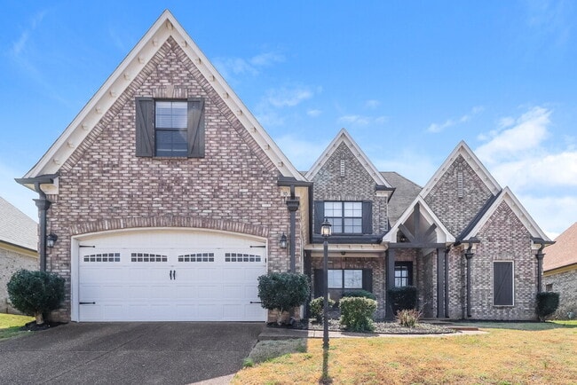 property at 30 Whispering Creek Dr