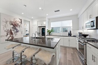 213 Placemark in Irvine, CA - Building Photo - Building Photo