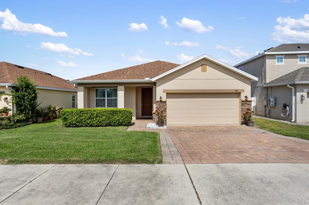485 Kestrel Dr in Groveland, FL - Building Photo