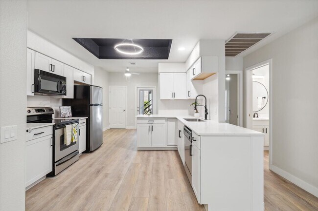 101 N 7th St, Unit 132 in Phoenix, AZ - Foto de edificio - Building Photo