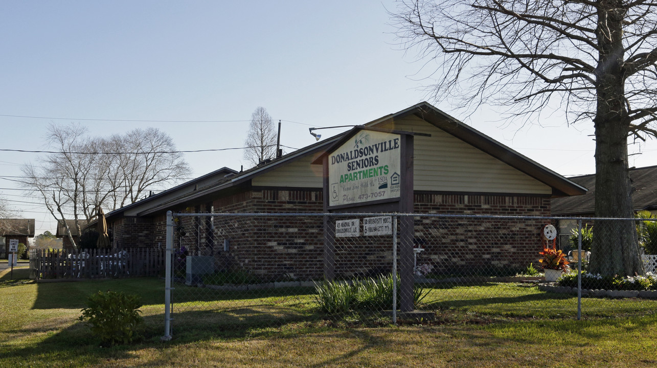 Donaldsonville Seniors Apartments in Donaldsonville, LA - Building Photo