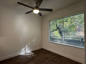 821 Las Gallinas Ave-Unit -205 in San Rafael, CA - Building Photo - Building Photo