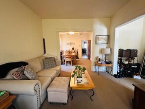 41 E 4th St in Bayonne, NJ - Building Photo - Building Photo