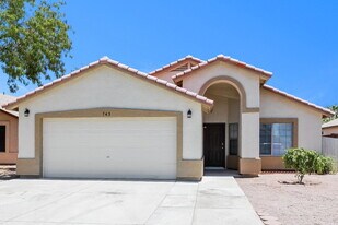 743 S Del Rio Ct in Apache Junction, AZ - Building Photo