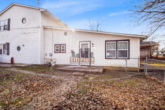 2633 S Randolph St in Indianapolis, IN - Foto de edificio - Building Photo