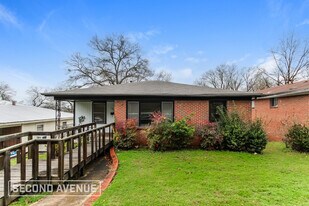 1924 Portage Ave in Birmingham, AL - Building Photo