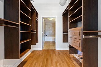 740 W Fulton St, Unit 1209 in Chicago, IL - Building Photo - Building Photo