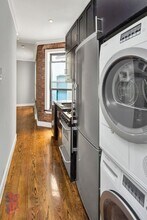 15 W 103rd St in New York, NY - Building Photo - Building Photo