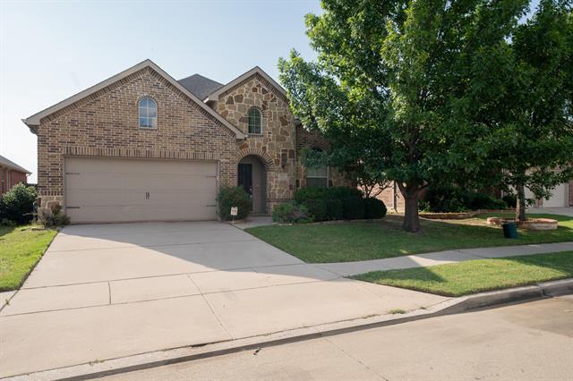 504 Hummingbird Dr in Little Elm, TX - Building Photo - Building Photo