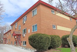 Redwood Apartments in Cleveland, OH - Building Photo