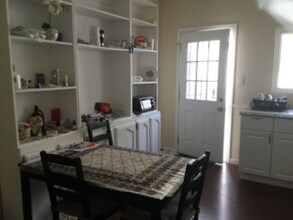 20957 Community St-Unit -Room in Los Angeles, CA - Building Photo - Building Photo