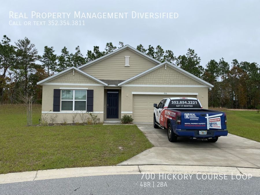 700 Hickory Course Loop in Ocala, FL - Foto de edificio