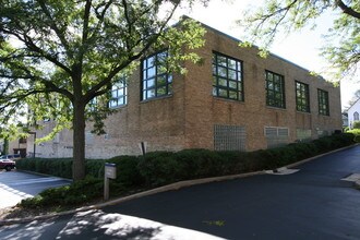 106 N 2nd St in West Dundee, IL - Building Photo - Building Photo