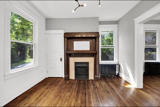 3033 Marshall Ave, Unit 1 in Cincinnati, OH - Building Photo - Building Photo