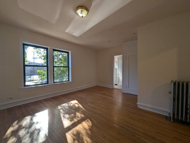 2714 N Spaulding Ave in Chicago, IL - Building Photo - Building Photo