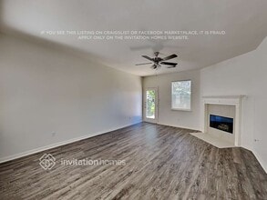 411 Drake Ln in League City, TX - Building Photo - Building Photo