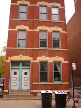 707 W Grand Ave in Chicago, IL - Building Photo - Building Photo